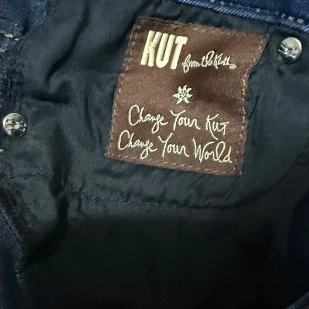👖 **KUT from the Kloth Women’s Size 6 TLI Cut Jeans – Dark Wash** 👖 - Picture 10 of 13